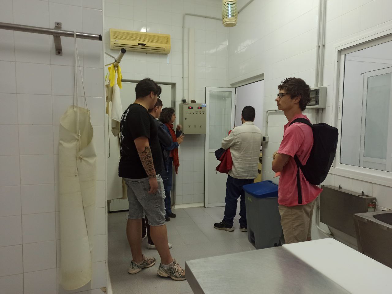Nathan, Martin y Paul, los estudiantes del proyecto del secadero descubrieron por primera vez el lugar